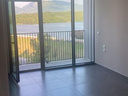 🏢 Office Space for Rent – Lake View Residence
