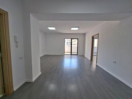 Business Premises for Rent - 5 Maji Street, Tirana