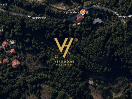 SHITET TOKE PYLL 20.000 M2 PETRELE 620.000 EURO
