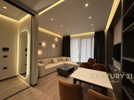 SHITET APARTAMENT 1+1 + POST PARKIMI , KOMPLEKSI “DELIORGJI” !