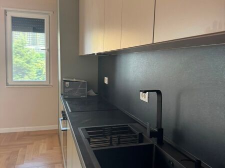 Affitto | Apartament 1 + 1+Ballkon | Laprake | 650 €/mese