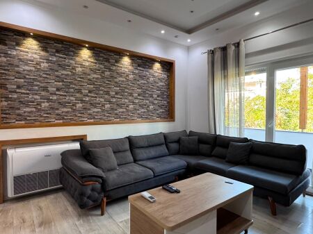 Apartament 2+1+2 per qira , Liqeni i Thate !