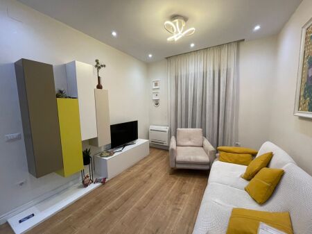 Qera, Apartament 2+1+2, Myslym Shyri, Tirane