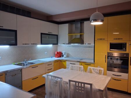 Qera | Apartament 1 + 1 | Qender | 600 €/muaj