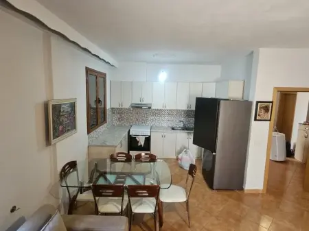 APPARTAMENTO 2+1. 50000 LEKE. COMUNE DI PARIGI