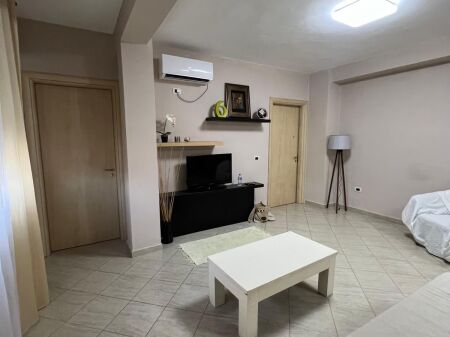 Bllok, affittasi appartamento 2+1 arredato