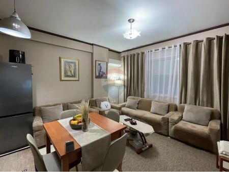 Appartamento - In Vendita - Centro Kristal, Tirana