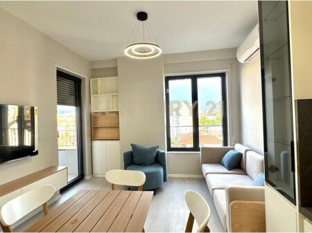 Appartamento 1+1 in affitto in via Karl Gega, vicino all'ex Stazione Ferroviaria! 800 € /Mese