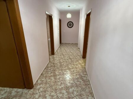 Apartment 2+1 for rent Willson Square
