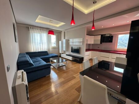 Shitet Apartament 2+1 , Liqeni Thate