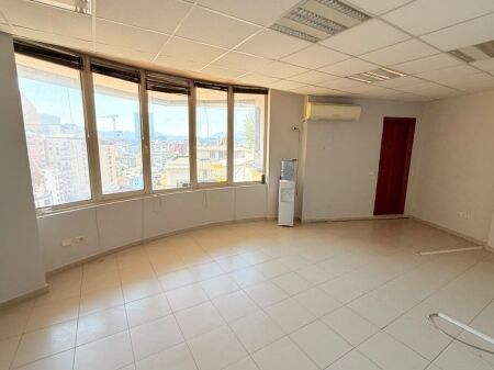 📌 OFFICE SPACE FOR RENT – SELVIA
