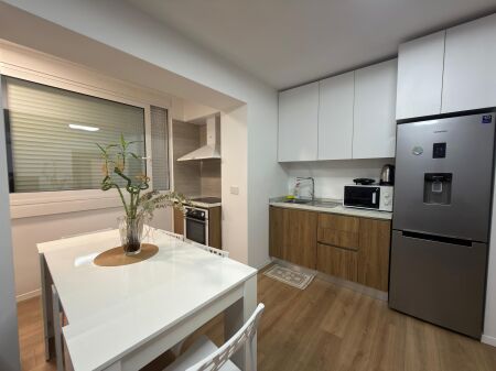 Jepet me qira apartament 3+1+2