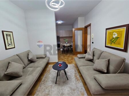 Apartament 1+1 per qira tek Sheshi Wilson!