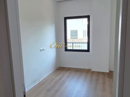 BARRICADES STREET, OFFICE SPACE FOR RENT
