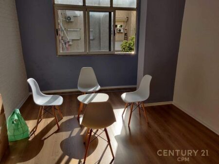 Shitet Apartament 1+1 Pazari i ri