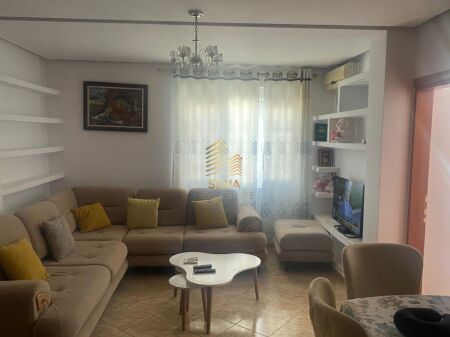 Affitto, Appartamento 2+1+Blk, Yzberisht-Pallatet Cabej, 50.000 Leke/Mese