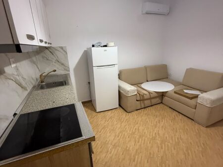 Jepet me qera apartamenti 1+1