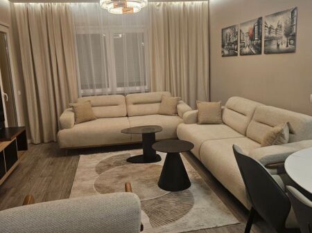 Jepet me qira apartament 2+1 te Ish-Dogana!