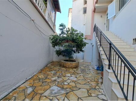  3-STORY DUPLEX FOR RENT | NEAR THE OLD COURT, VLORË