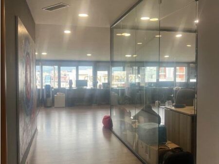 PREMIUM OFFICE 250 m² FOR RENT | FORMER ELECTRIC MARKET