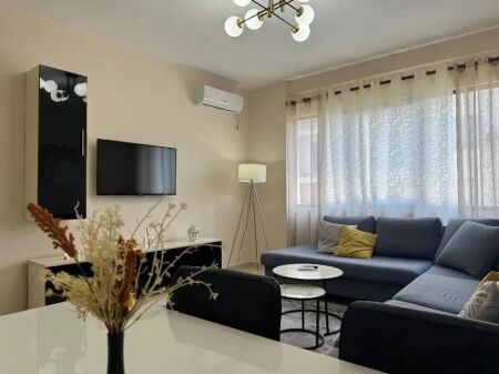 Jepet me qira apartament 1+1 – Mistomame