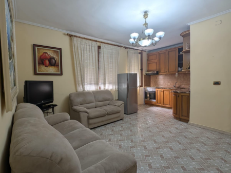 Apartament 2+1 me qera tek 21 Dhjetori prane Sabaudin Gabrani