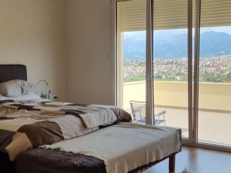 🏡 IN AFFITTO – VILLA DI LUSSO A TEG