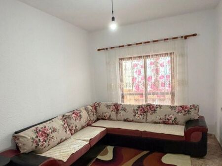 Qera, apartament 3+1, Laprake