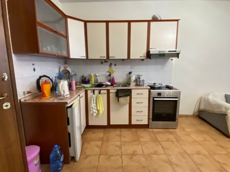 Apartament per qera 1+1 kati 9 me ashensor