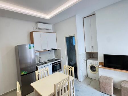 Monolocale in affitto a 5-Maji!