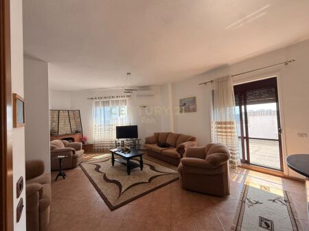 Apartament 1+1 Me Qira në Ish Rajoni i Policisë, Durrës !