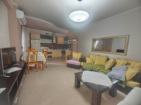 Rent, Apartment 2+1+2+Parking Space, Xhamlliku, Tirana