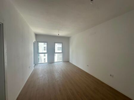 Shitet, Apartament 1+1, Tirana Entry 2, Tiranë