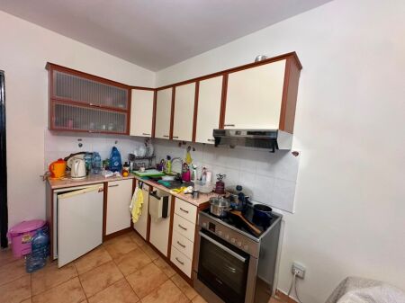 🏠 Appartamento 1+1 in affitto – Ex Distretto, Durrës