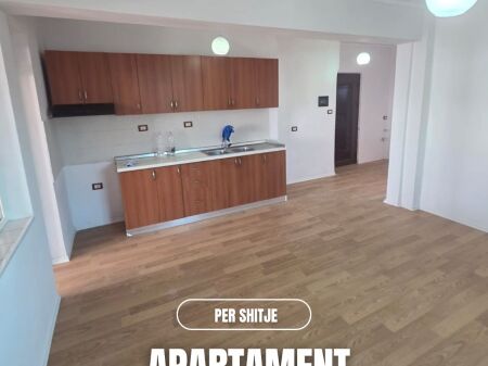 SHITET APARTAMENT 2+1 + BALLKON – PRANË SPITALIT, DURRËS