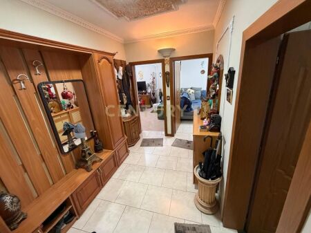 Shitet apartament 2+1 tek Shkolla e Baletit!