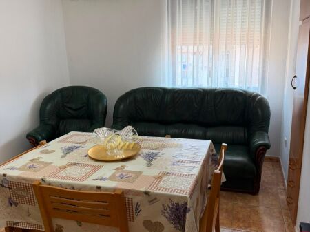 SIRI KODRA, APARTAMENT PER QERA 1+1