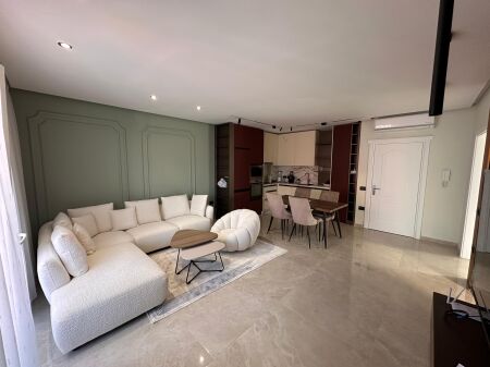 Jepet me qira apartament 2+1 – Green City, Astir