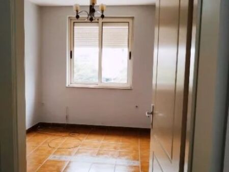 Apartment 1+1 for rent at 21 Dhjetori, opposite Metro Lounge 21, Kavaja Street, Muhamet Gjollesha Street, Zogu i Zi.