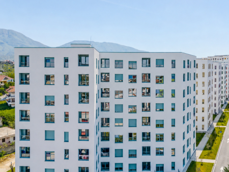 Apartament 2+1 ne Ali Dem, Rezidenca Kadiu Objekti 1 ne hyrje