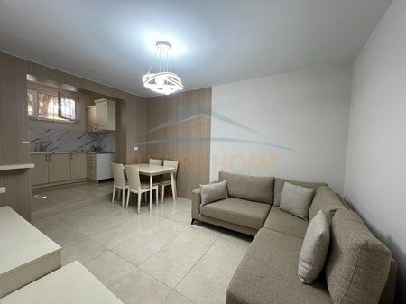 Shitet, Apartament 1+1, Selvia, Tirane