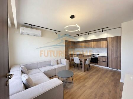 For sale, 2+1 Apartment, Shkoze, Tirana.