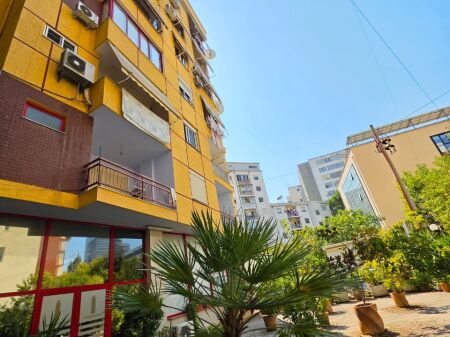 🔥 FOR SALE: 3+1+2 BATHROOMS 📍 Zogu i Zi - Kryqi i Kuq | (Perfect Layout) Building from 2013 • Excellent Location 💥 240,000 Euro