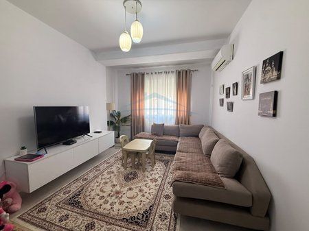 Rent, Apartment 1+1, Bill Klinton Street, Paris Commune
