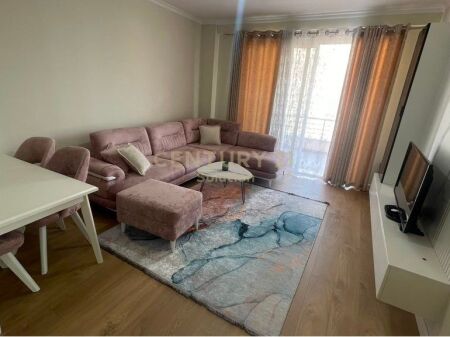 JEPET ME QIRA APARTAMENT 2+1+PARKING TEK ISH FUSHA AVIACIONIT! 750 € /Muaj 75,000 Lekë /Muaj