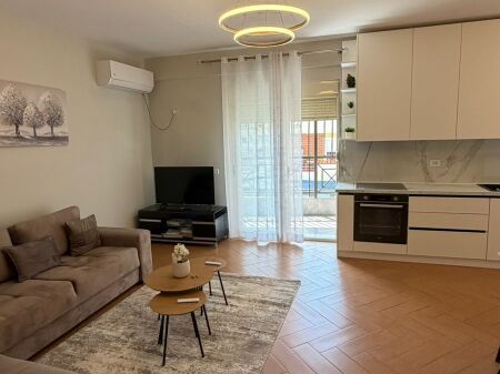 SUPER APARTAMENT 2+1 PËR SHITJE NË SELVI, TIRANË F  ID 5497