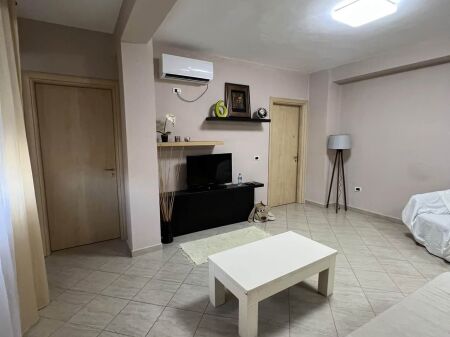 Apartament 2+1 me qera ne Bllok