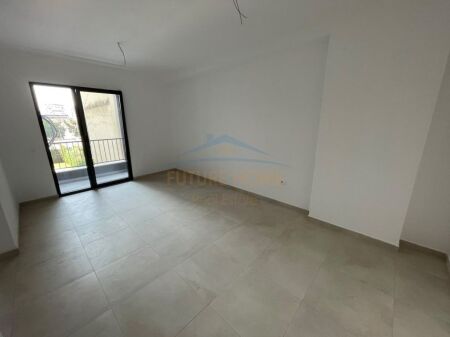 Affitto, Appartamento 1+1, Residenza "Jordan", Via Jordan Misja, Tirana .