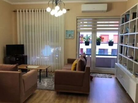 Shitet apartament 2+1+2 tek Kompleksi Mangalem 21 , Ali Demi .
