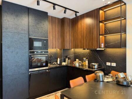 Apartment 1+1 for sale with parking space at Pharmacy 10 .210,000 €